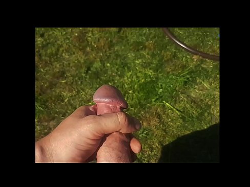 ❤️ Heta heta tjejen får sin rosa fitta knullad och kommer med en spruta i en sommarträdgård ❤️❌ Kvalitets sex at us ️❤